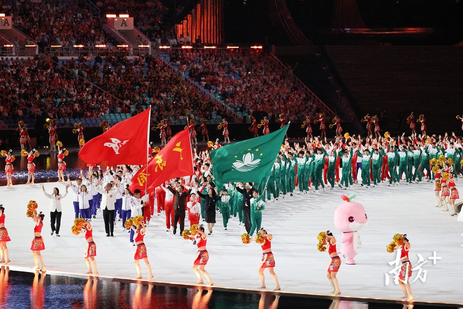 英超最新积分战报 阿森纳开心！切尔西输球 曼城维拉曼联平局丢分